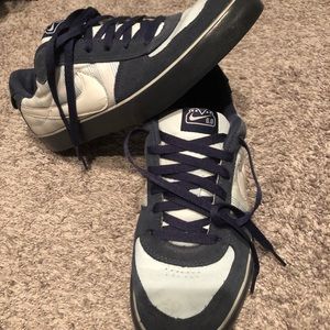 Used Nike skate shoes